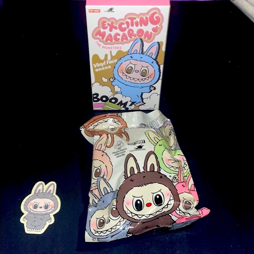 Labubu”sesame bean” Pop Mart Exciting Macarons Monsters plushie unopened plastic